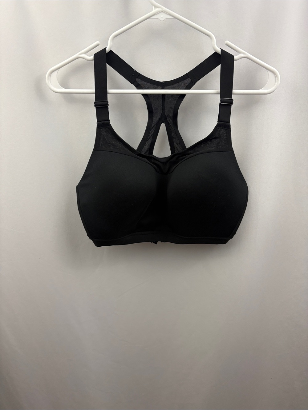Incredible By Victorias Secret Sports Bra 36D Black On Point